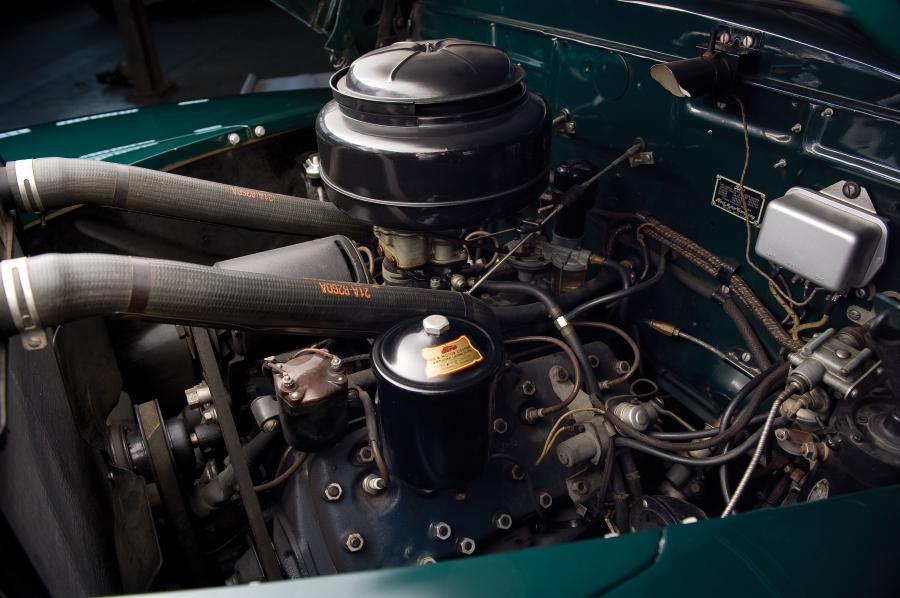  Ford Super DeLuxe Sportsman Convertible 1947 года  (фото 55 из 61)